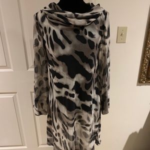 Couleur by Finley Sheer shirt/dress